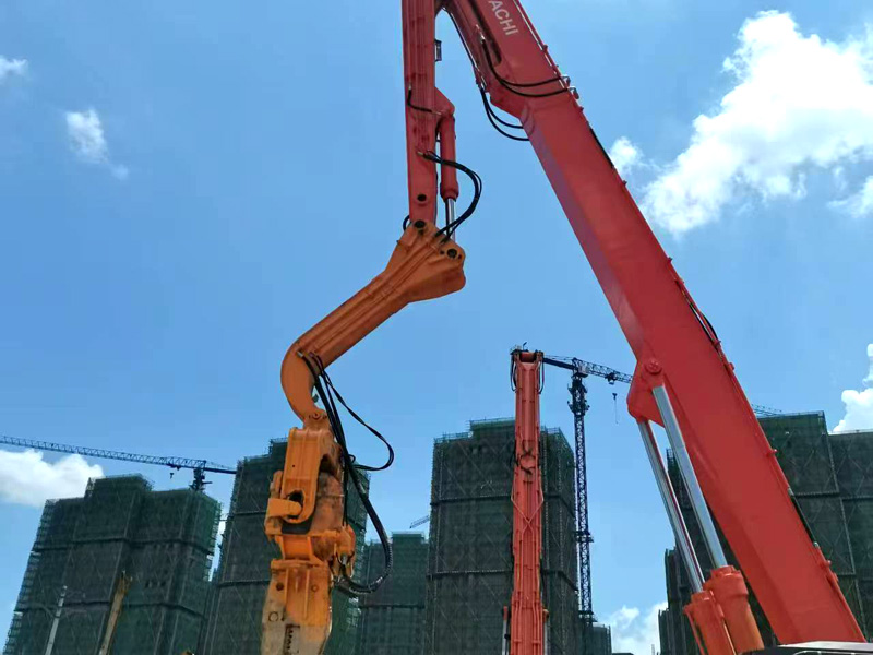 挖掘机打桩臂